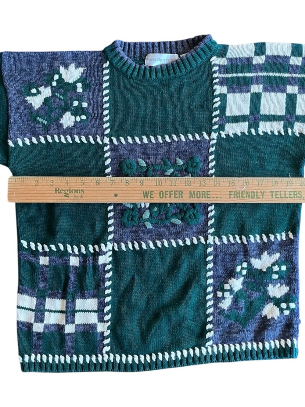 Green Patchwork Textured Knit Sweater - Picture 5 of 6